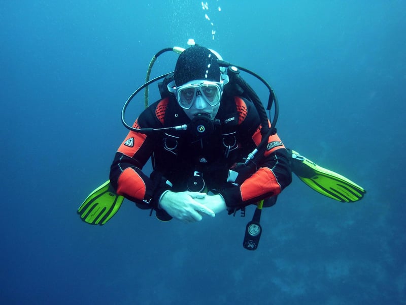 Connect with Divers